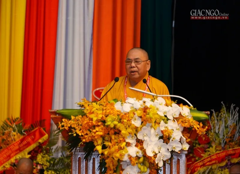HT.Thích Thiện Pháp thông qua tờ trình tấn phong giáo phẩm