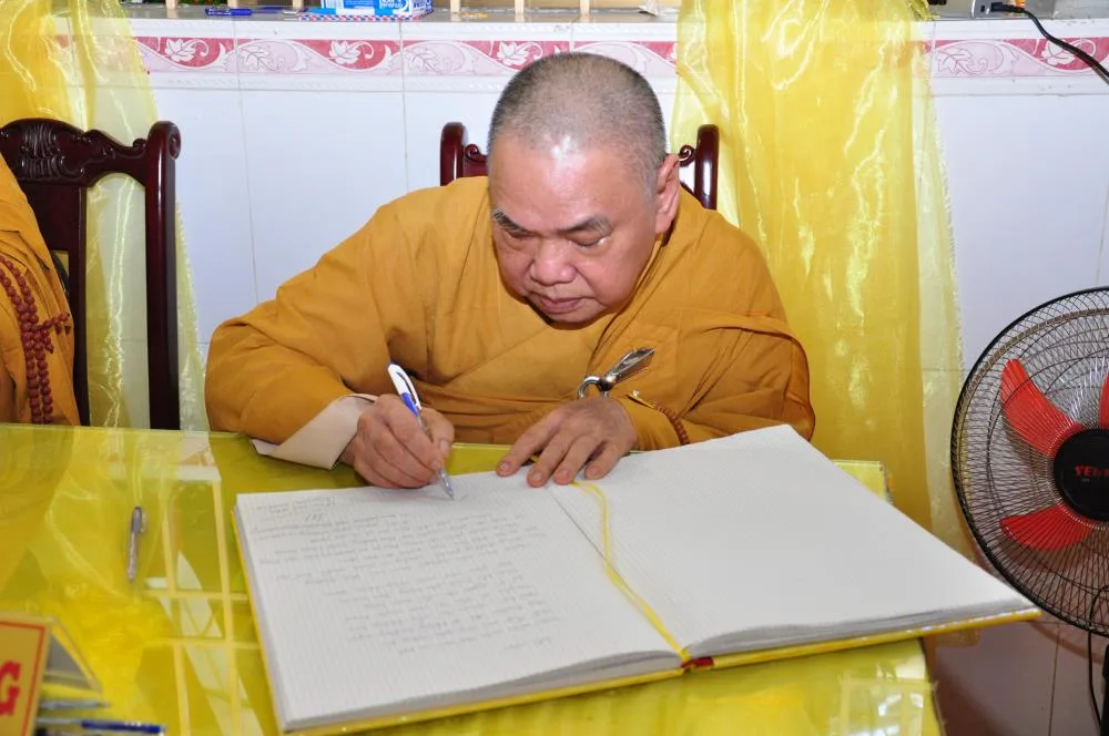 Sóc Trăng: Trung ương Giáo hội viếng tang Đại lão HT. Thích Thiện Sanh