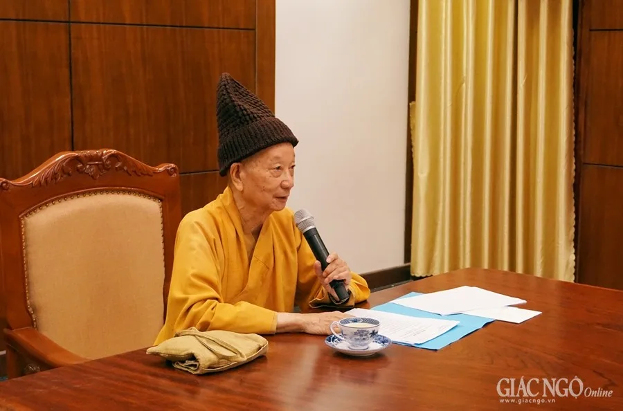 HT.Thích Trí Quảng chủ trì buổi họp