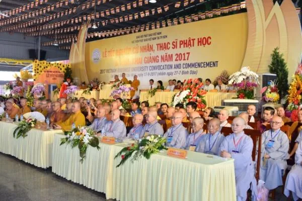 Chư tôn đức, Đại diện chính quyền và ban giảng huấn