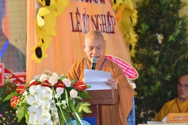 Hòa thượng Chủ tịch HĐTS GHPGVN phát biểu chỉ đạo