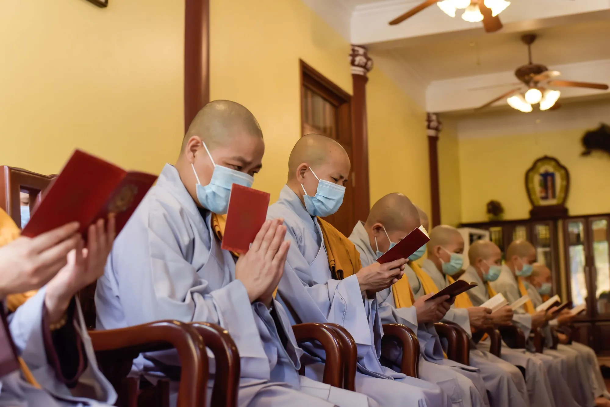 Trường hạ Hưng Khánh tổ chức lễ bế giảng lớp an cư kiết hạ 2020 & lễ dâng Y