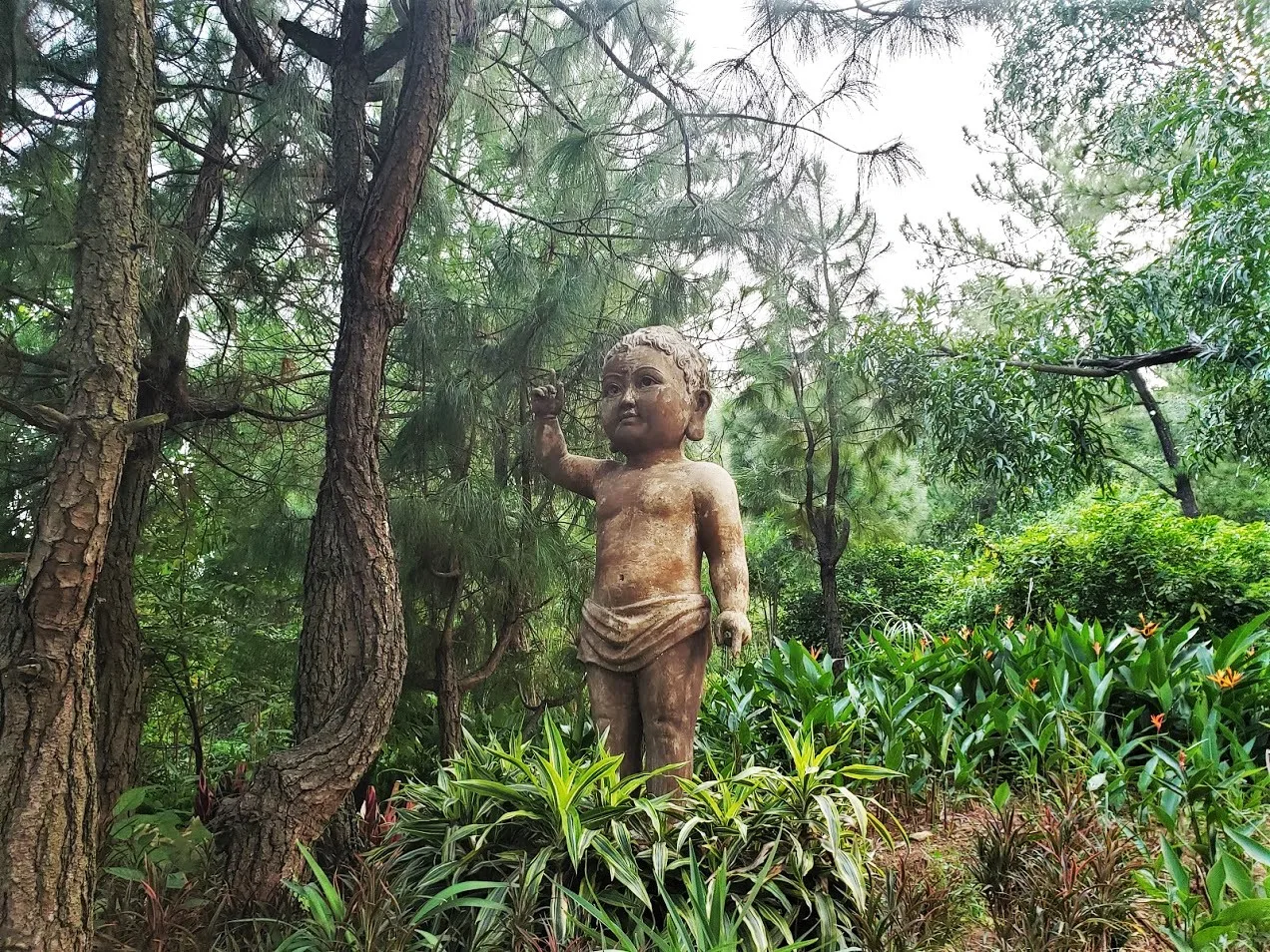 Tượng Đức Phật Đản Sinh
