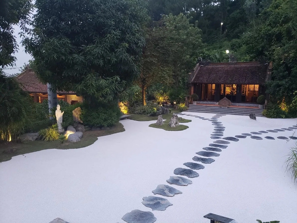 Góc nhìn khác của Biển Khổ