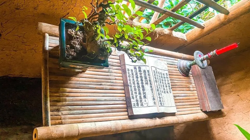 Ngôi nhà đất