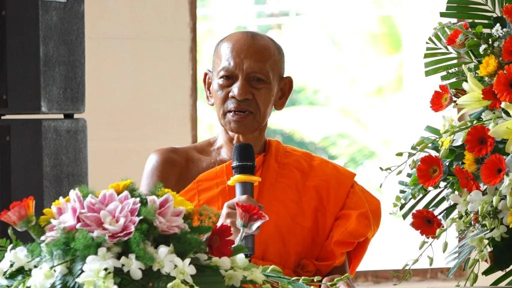 Ban VHTƯ triển khai đề án Pháp phục PGVN "thống nhất trong đa dạng" trong lễ dâng y Kathina tại Học viện Phật giáo Nam tông Khmer