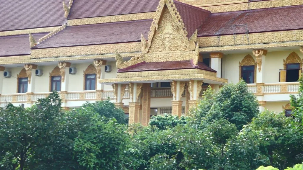 Ban VHTƯ triển khai đề án Pháp phục PGVN "thống nhất trong đa dạng" trong lễ dâng y Kathina tại Học viện Phật giáo Nam tông Khmer