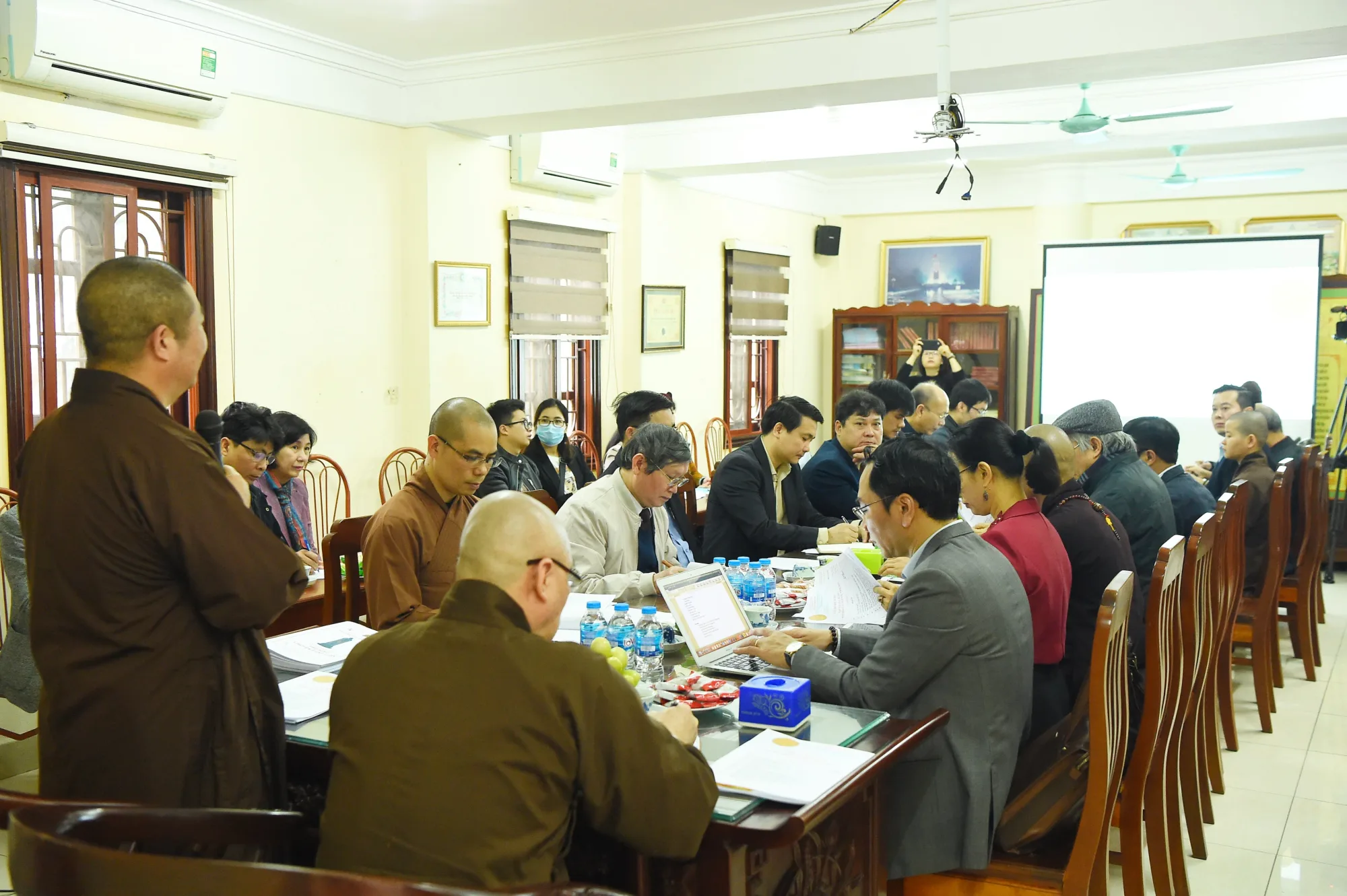 Ban VHTƯ GHPGVN: Gặp mặt mừng xuân, triển khai nhiều phật sự mới