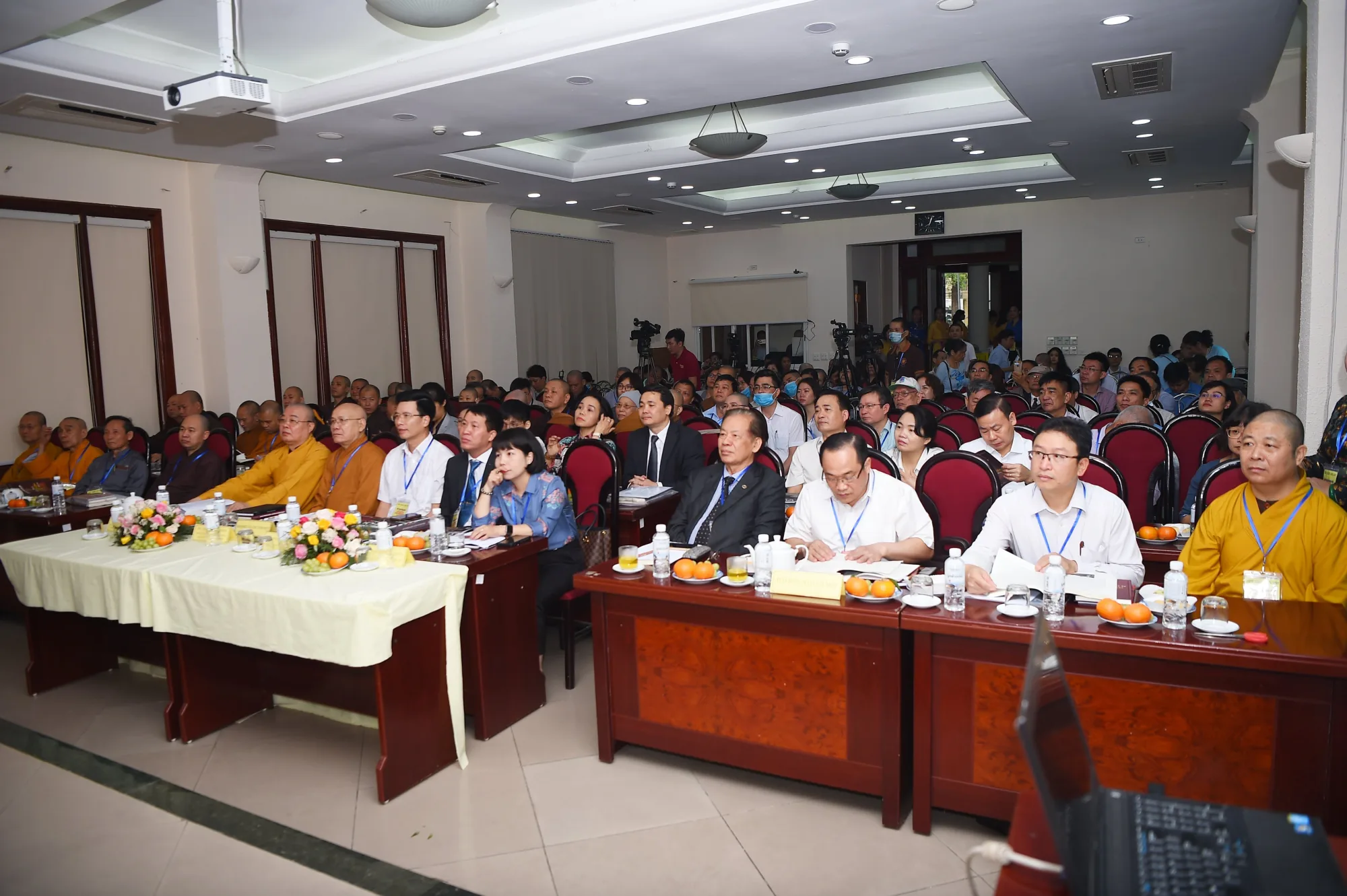 Hội thảo Khoa học Sư bà Phương Dung đối với Đạo Pháp và Dân tộc