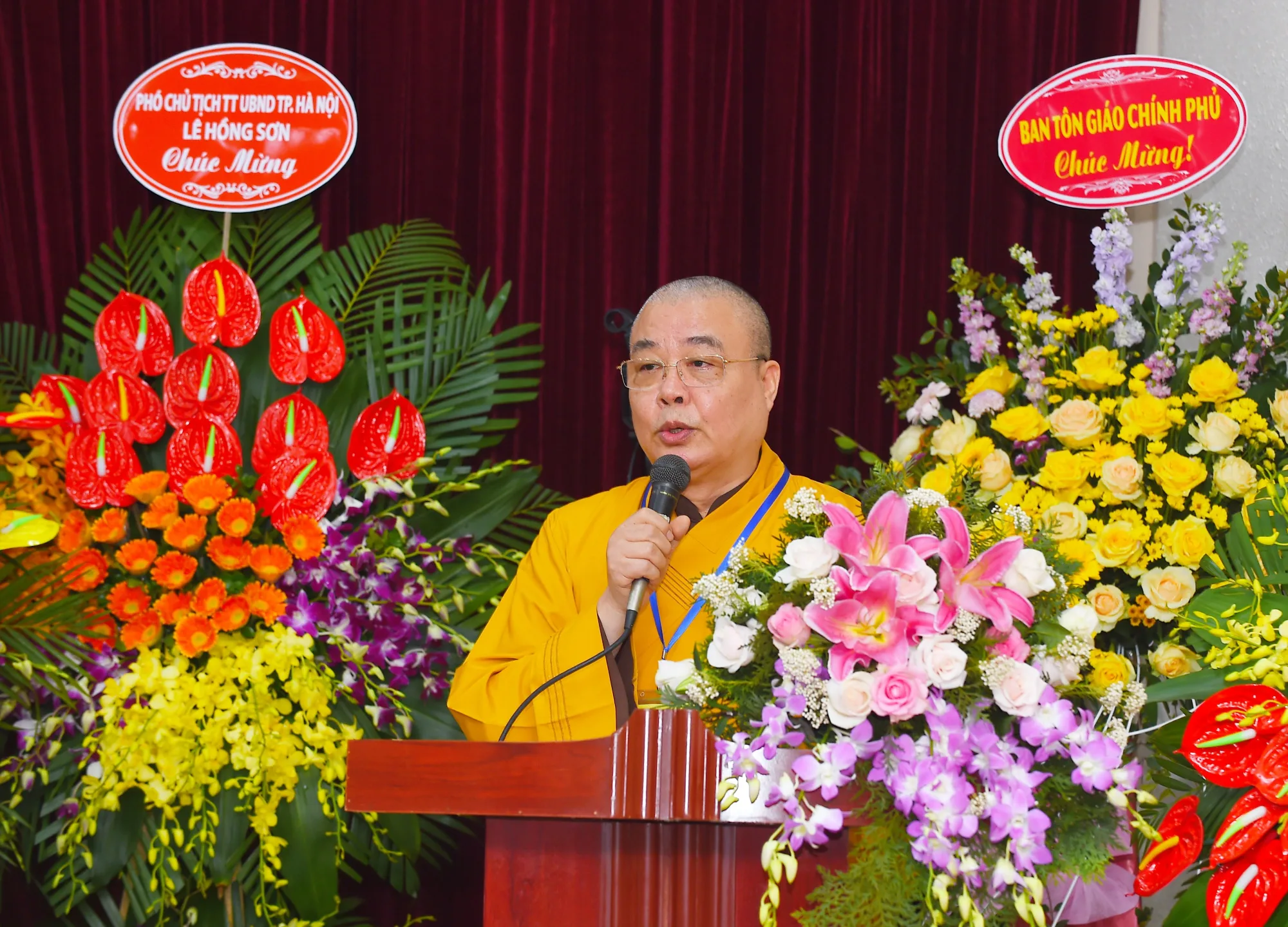 Hòa thượng Thích Thanh Nhiễu phát biểu khai mạc