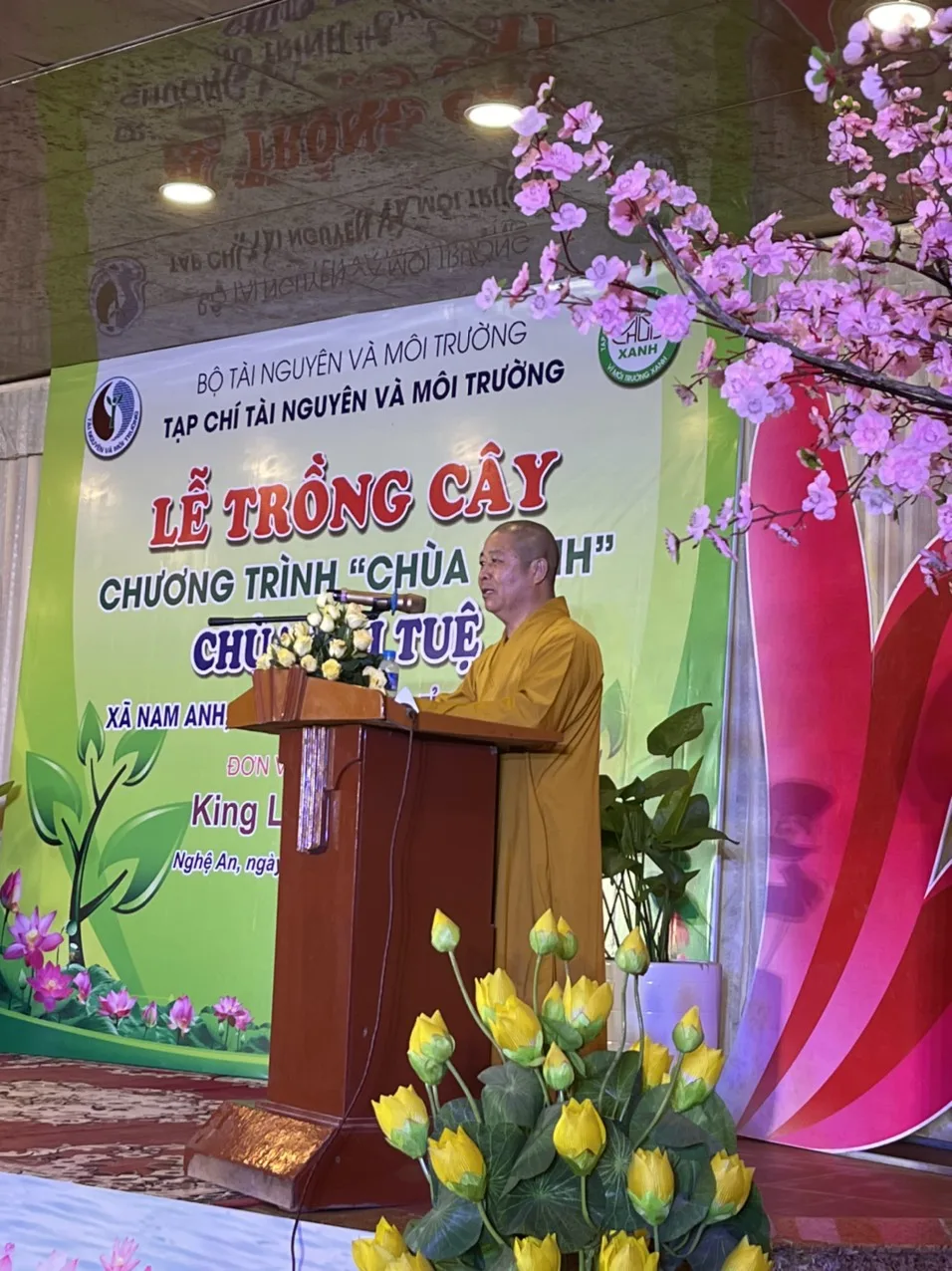 Chương trình 'Chùa Xanh' trồng hơn 1.100 cây xanh trên núi Đại Huệ