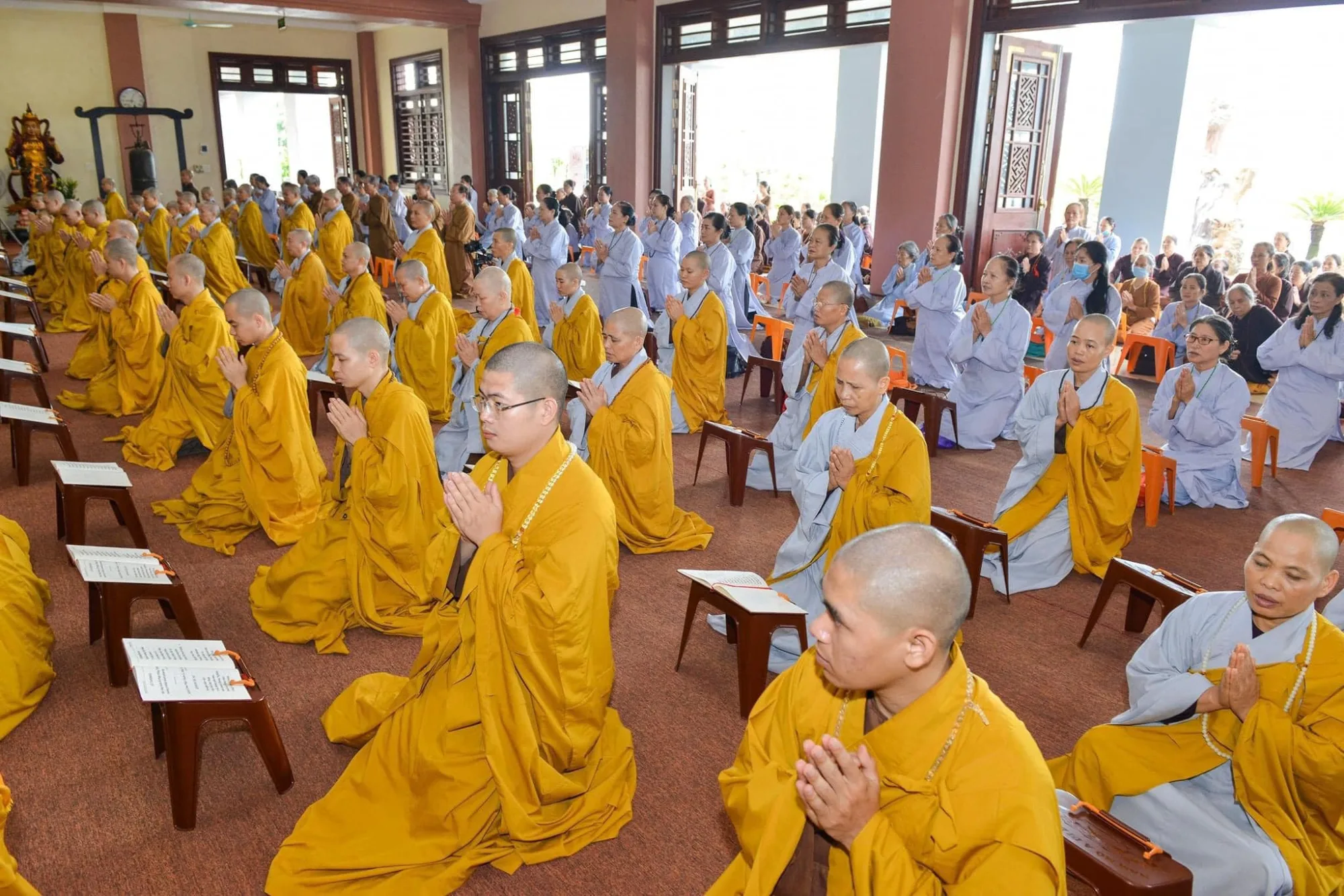 PHÁP PHỤC-NÉT ĐẸP VĂN HÓA CỦA NGƯỜI TU SĨ