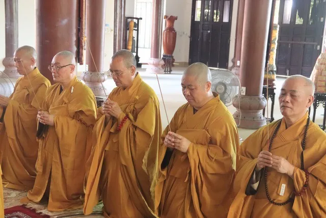 Tọa đàm khoa học “Kiến trúc Phật giáo Việt Nam” tại thừa thiên Huế.