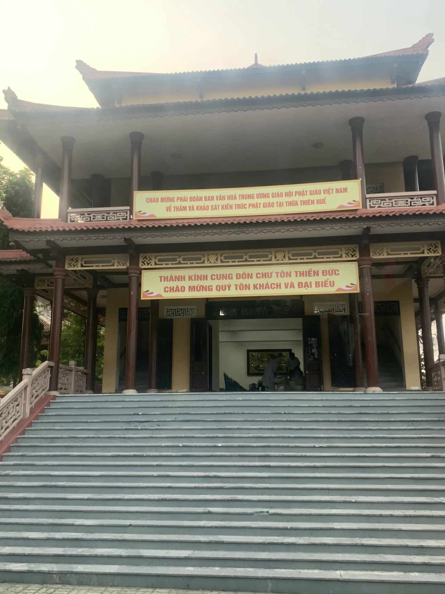 Tọa đàm khoa học “Kiến trúc Phật giáo Việt Nam” tại thừa thiên Huế.