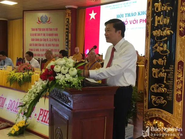 Ông Lê Hồng Vinh - Ủy viên BTV Tỉnh ủy, Phó Chủ tịch Thường trực UBND tỉnh Nghệ An phát biểu tại Hội thảo.