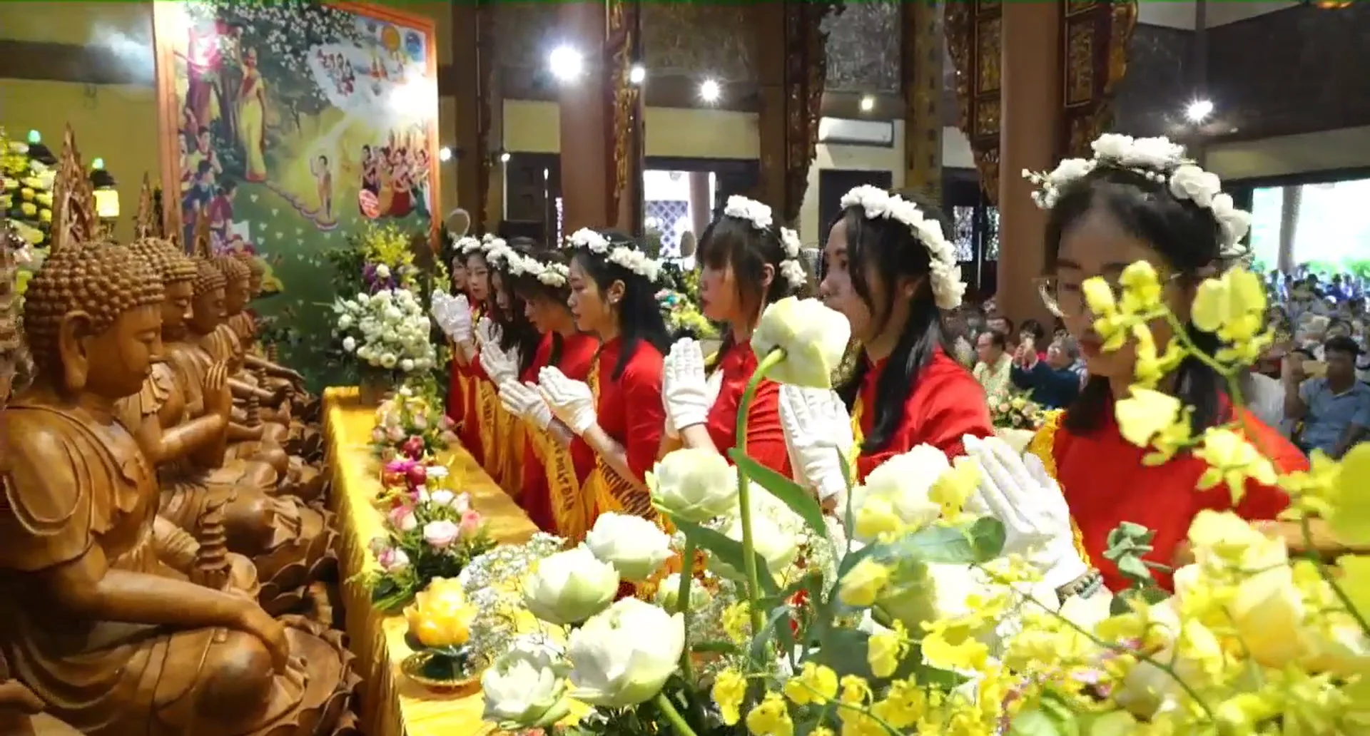 Nghi thức dâng "THẬP CÚNG DÀNG" do CLB TTN PT chùa Yên Phú