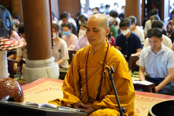 Lễ cầu nguyện và tư vấn mùa thi tại chùa Quan Âm – Hà Nội