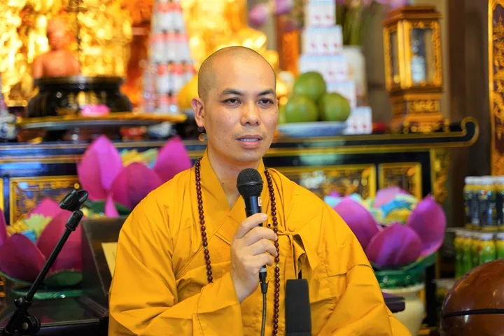 Lễ cầu nguyện và tư vấn mùa thi tại chùa Quan Âm – Hà Nội
