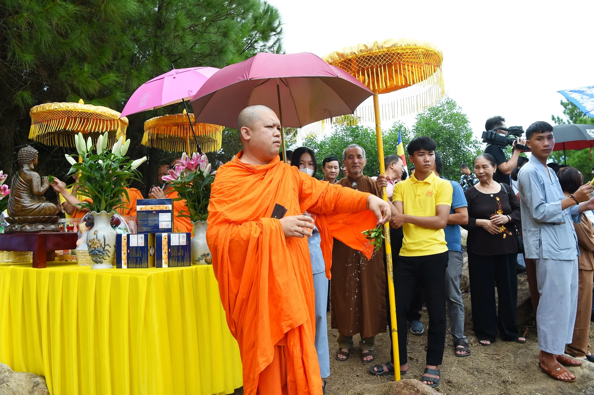 Đại Tuệ, Nghệ an - Lễ gia trì cúng Phật cầu Quốc thái Dân an