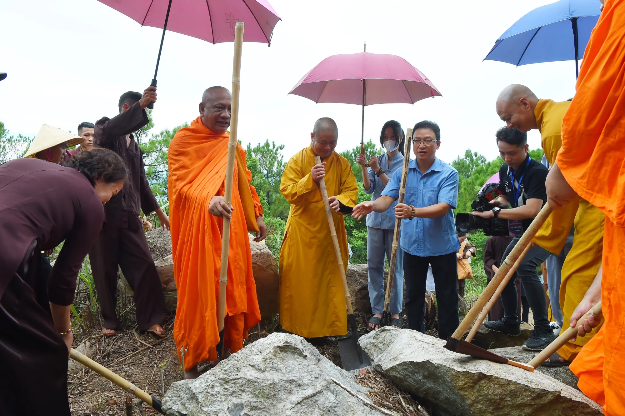 Đại Tuệ, Nghệ an - Lễ gia trì cúng Phật cầu Quốc thái Dân an
