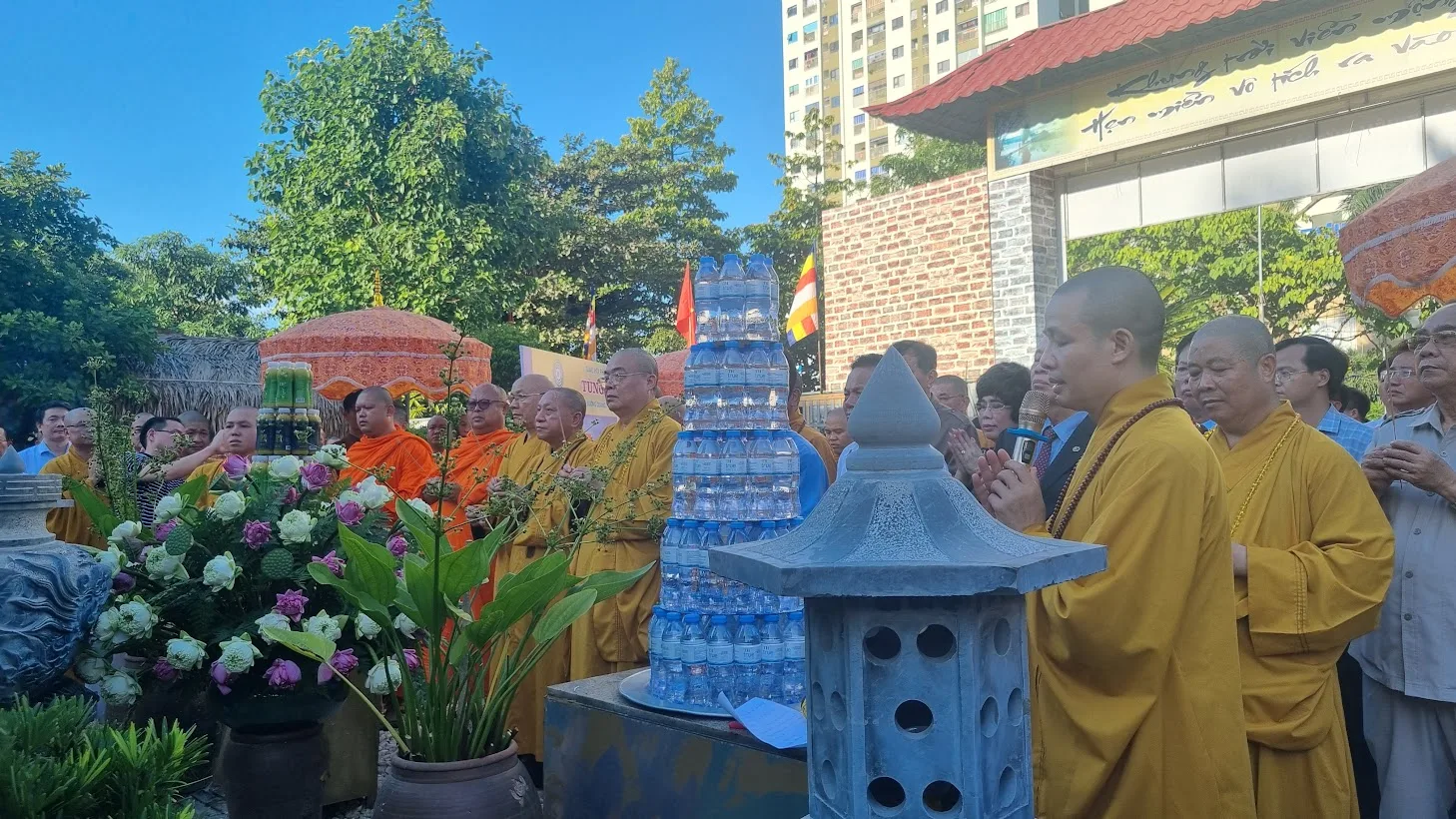 (Vinh, Nghệ an) - Lễ động thổ xây dựng Tam quan và khánh thành Đại hùng Bảo điện Chùa Diệc - Tùng Lâm Cổ Diệc.