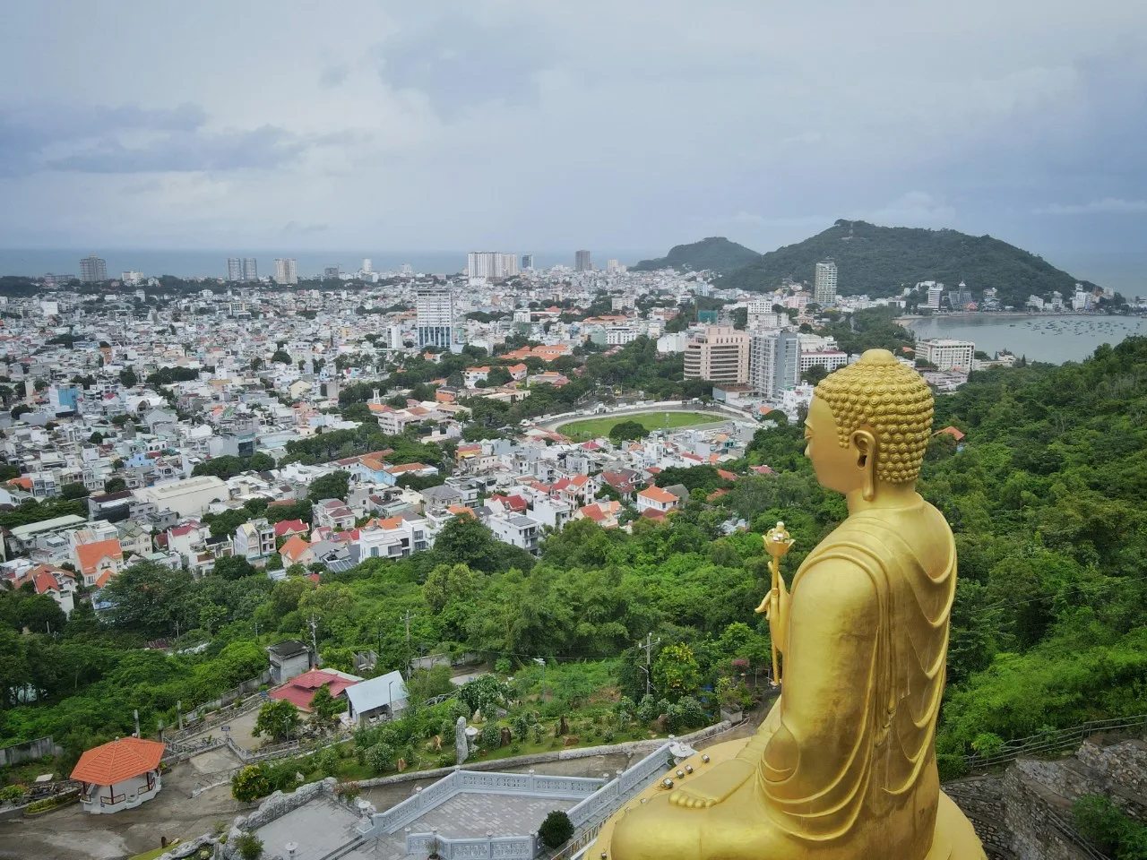 Khảo sát Kiến trúc Phật giáo Việt nam các tỉnh Đông Nam Bộ và Miền Tây Nam Bộ
