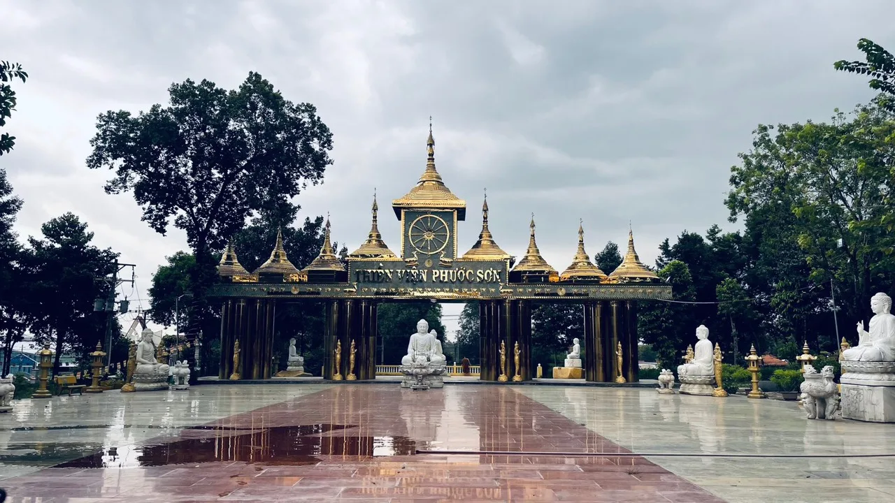 Đồng Nai - Đoàn khảo sát Kiến trúc Phật giáo VN : 3 trong 5 chùa diện khảo sát có tuổi trên 300 năm