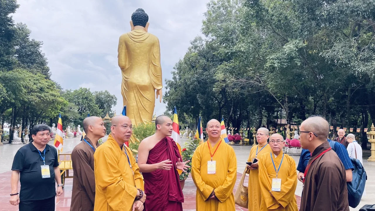 Đồng Nai - Đoàn khảo sát Kiến trúc Phật giáo VN : 3 trong 5 chùa diện khảo sát có tuổi trên 300 năm