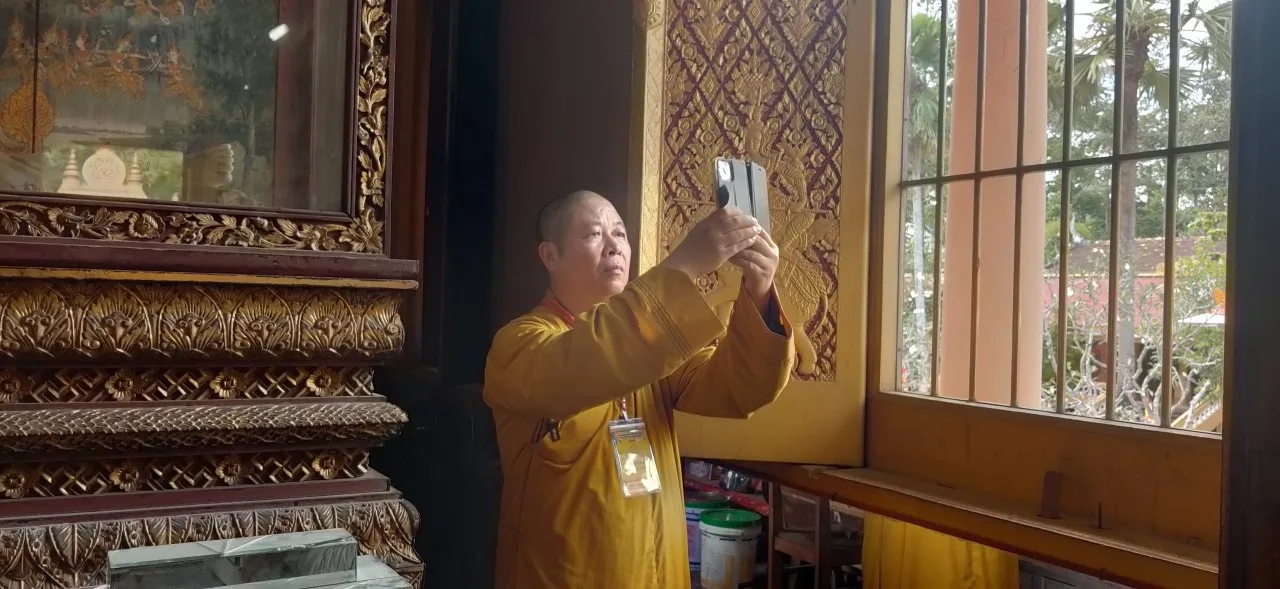 Ngày thứ tư đoàn khảo sát kiến trúc phật giáo : Các ngôi chùa ở hai tỉnh Vĩnh Long và Trà Vinh