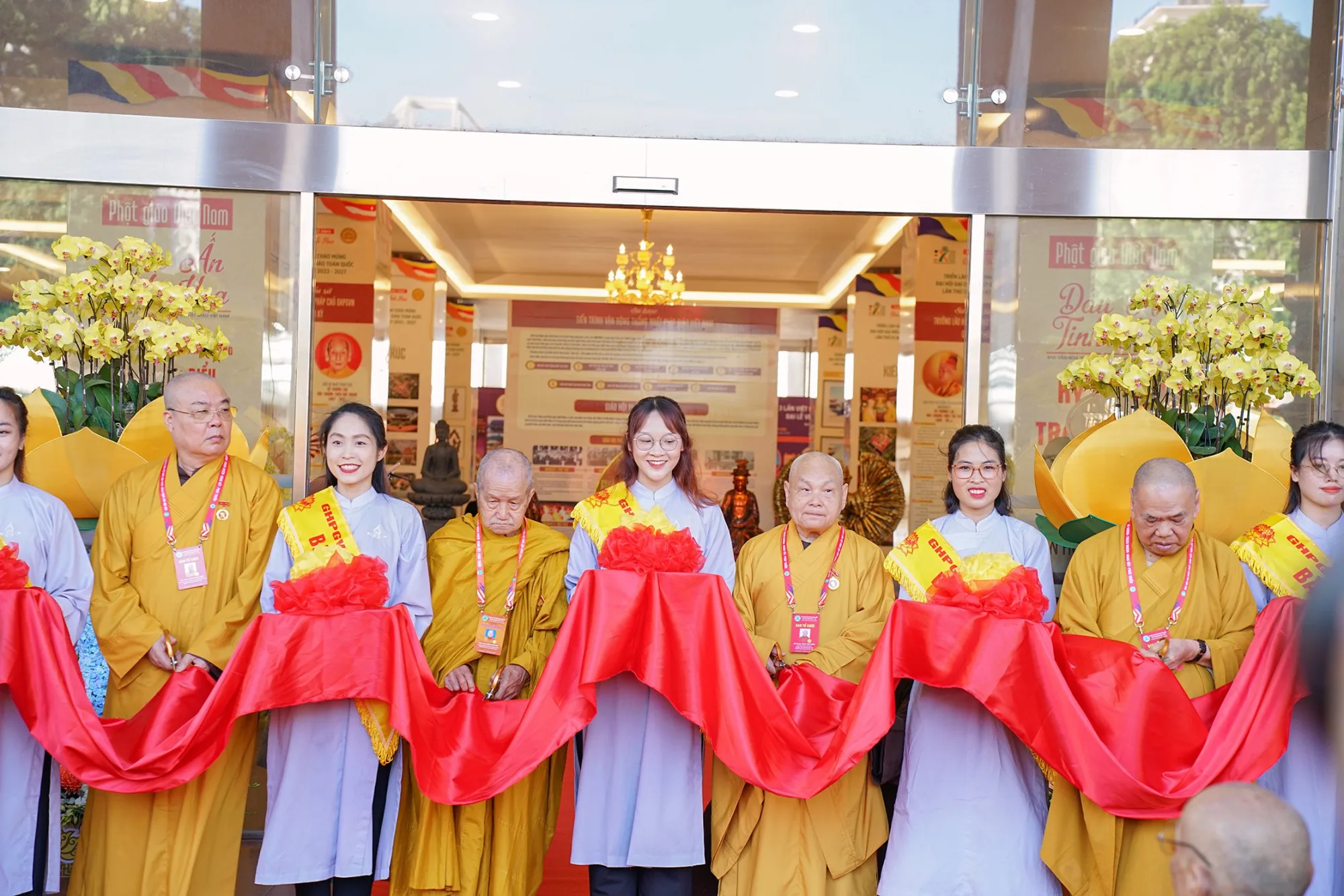 Ban Văn hóa Trung ương GHPGVN khai mạc Triển lãm “Phật Giáo Việt Nam – Dấu Ấn Tinh Hoa” tại Cung văn hóa hữu nghị Việt – Xô