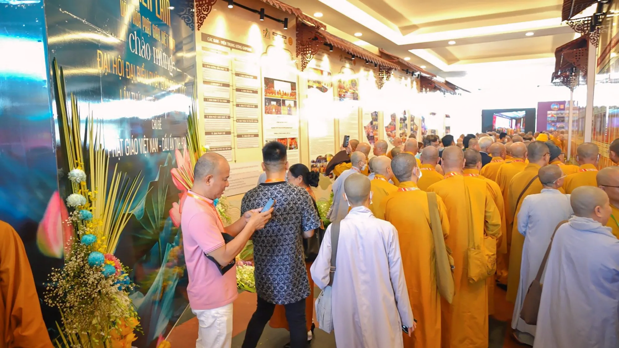 Ban Văn hóa Trung ương GHPGVN khai mạc Triển lãm “Phật Giáo Việt Nam – Dấu Ấn Tinh Hoa” tại Cung văn hóa hữu nghị Việt – Xô