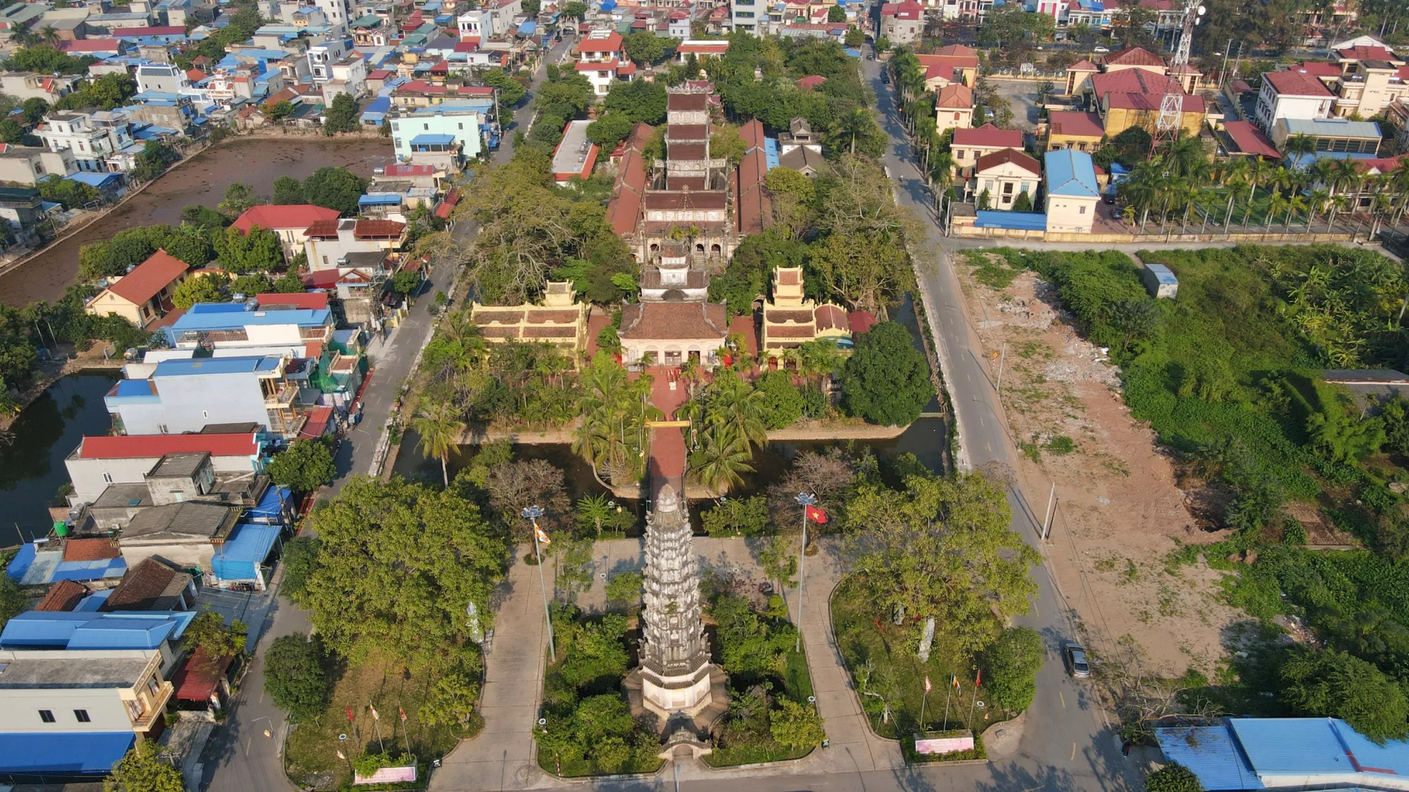 Ngày thứ năm 21.12.2022, đoàn khảo sát kiến trúc Phật giáo: LÀM VIỆC TẠI THÁI BÌNH VÀ NAM ĐỊNH