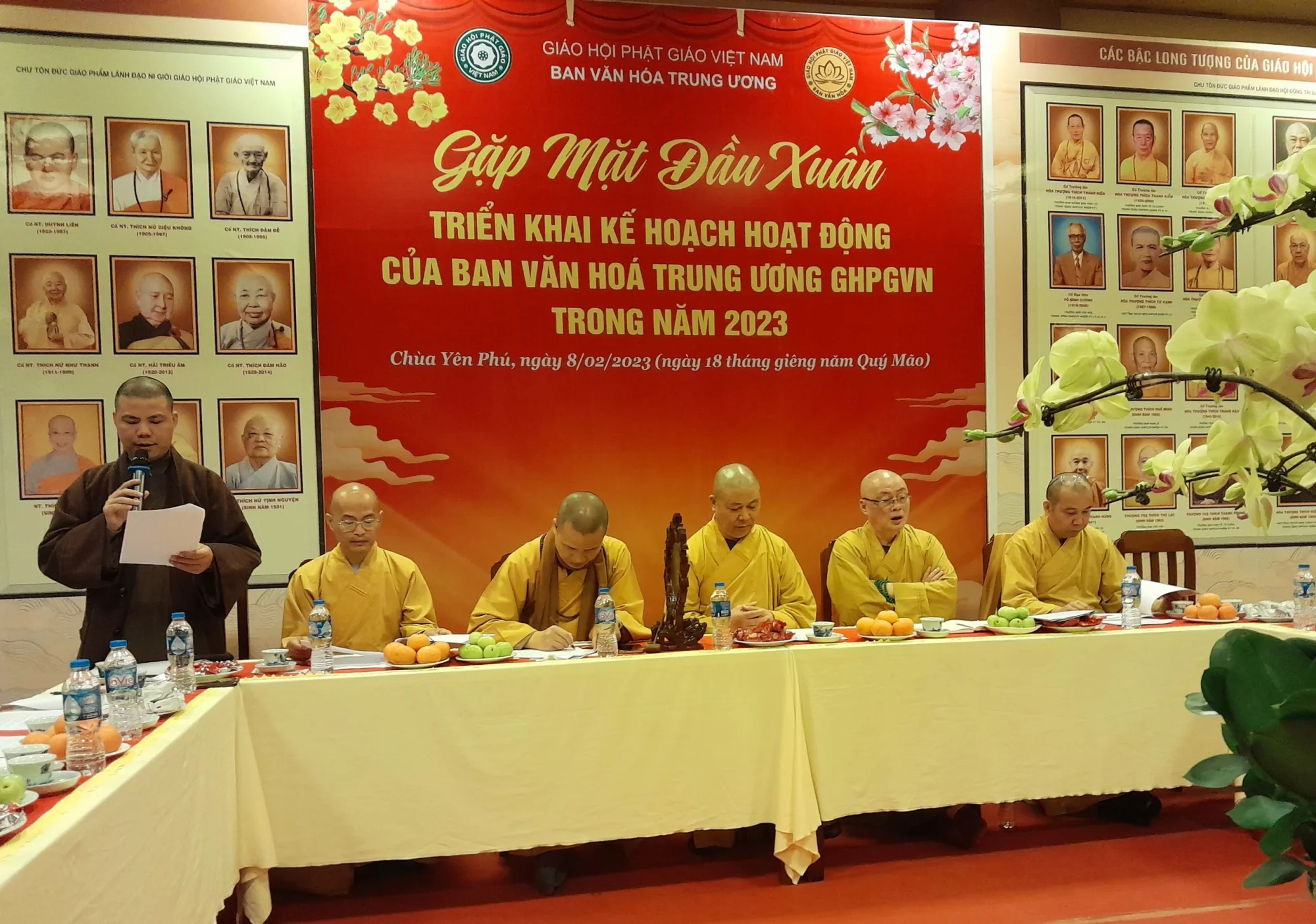 ĐĐ Thích Minh Thuần - Chánh thư ký VP BVHTƯ - trình bày phương án nhiệm vụ, việc cần làm của 6 phân ban