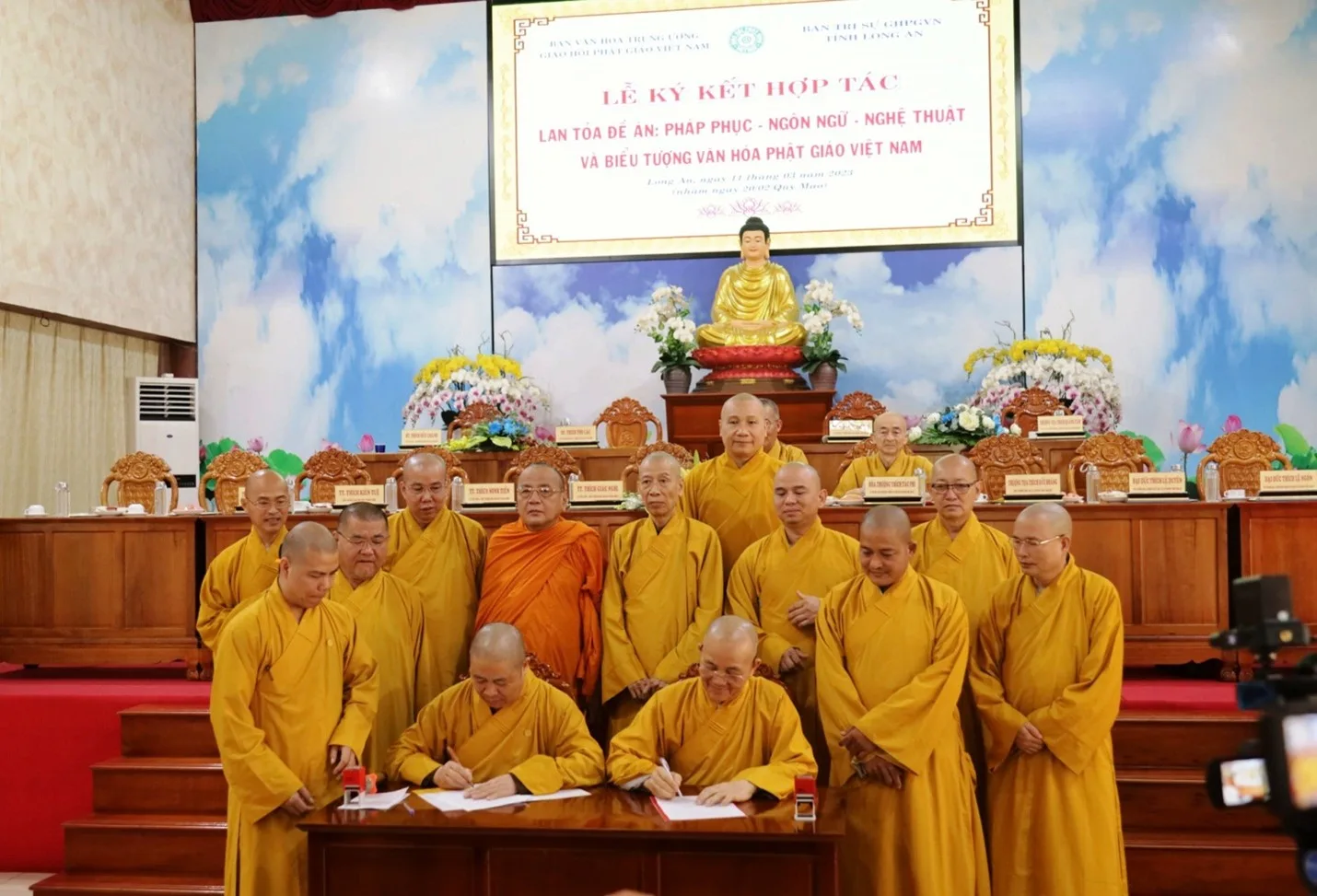 KÝ HỢP TÁC LAN TỎA 4 ĐỀ ÁN: PHÁP PHỤC-NGÔN NGỮ-NGHỆ THUẬT VÀ BIỂU TƯỢNG VHPG VN TẠI LONG AN