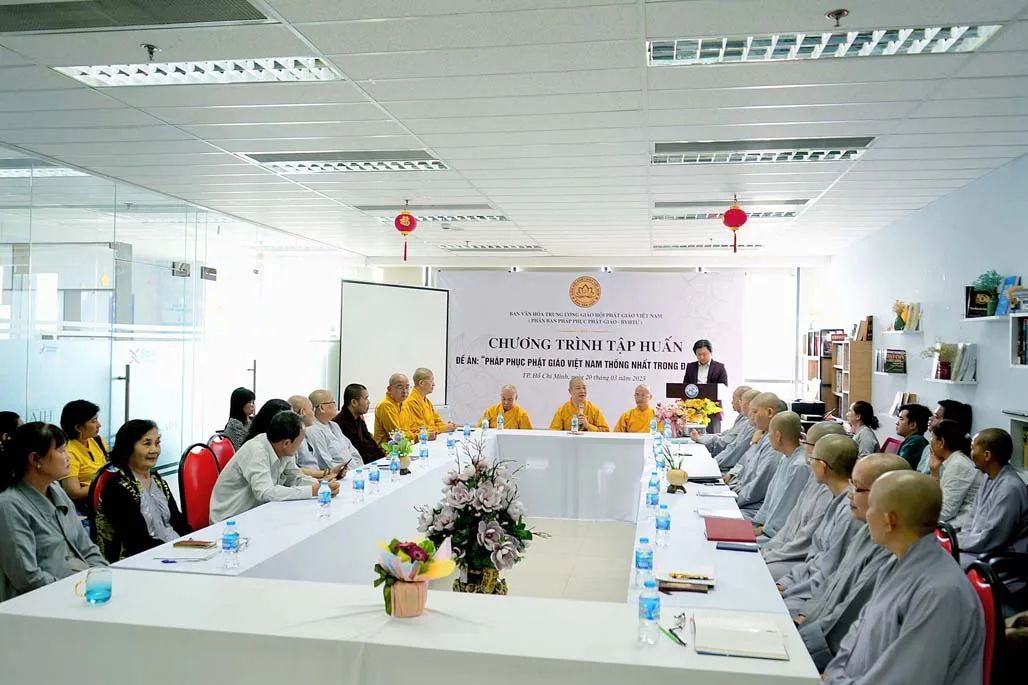 Ban Văn hóa trung ương Giáo hội Phật giáo Việt Nam tổ chức buổi tập huấn đề án “Pháp phục Phật giáo Việt Nam thống nhất trong đa dạng”