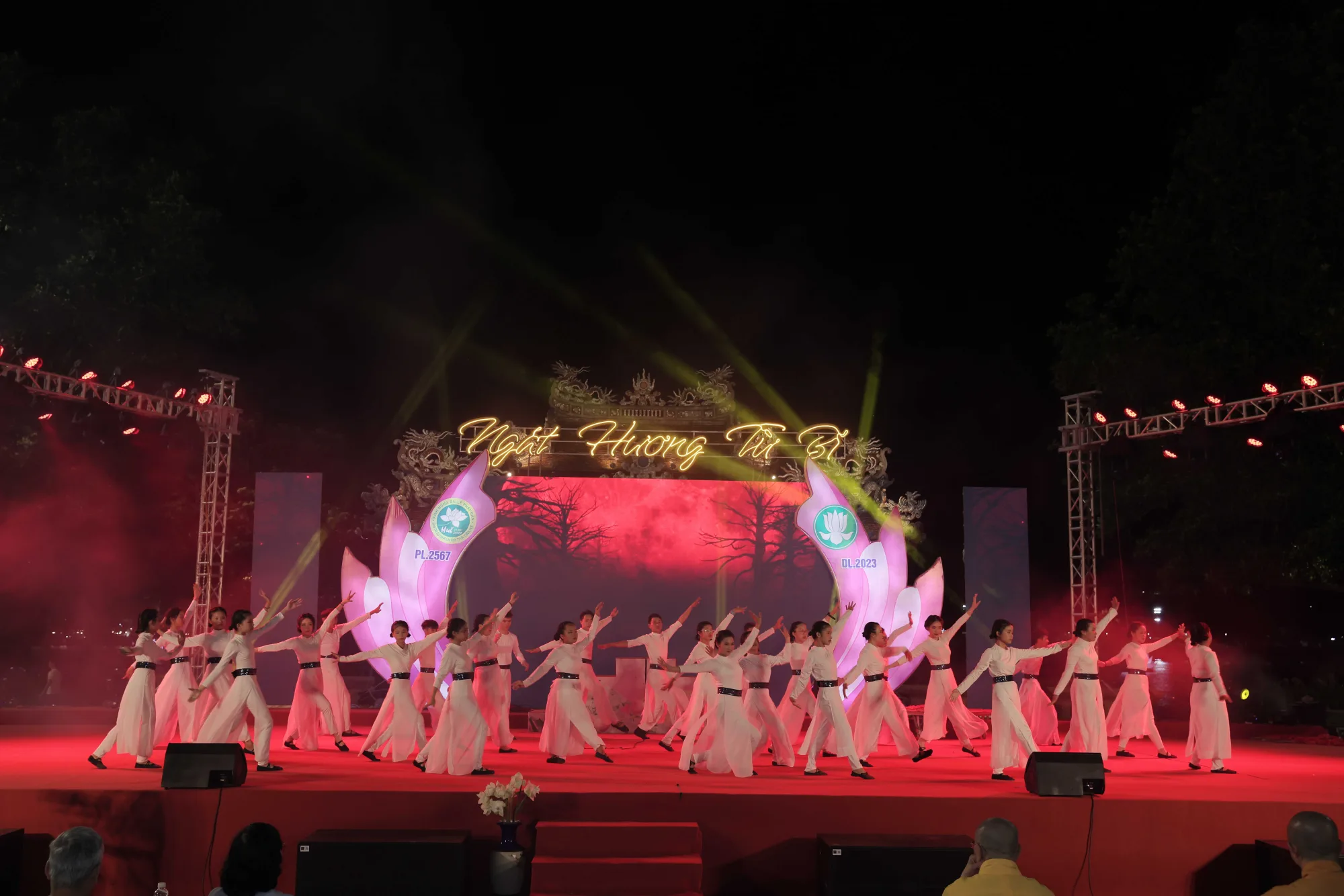 TT. Huế: Chương trình văn nghệ kính mừng Phật đản PL.2567 với chủ đề “Ngát hương từ bi”