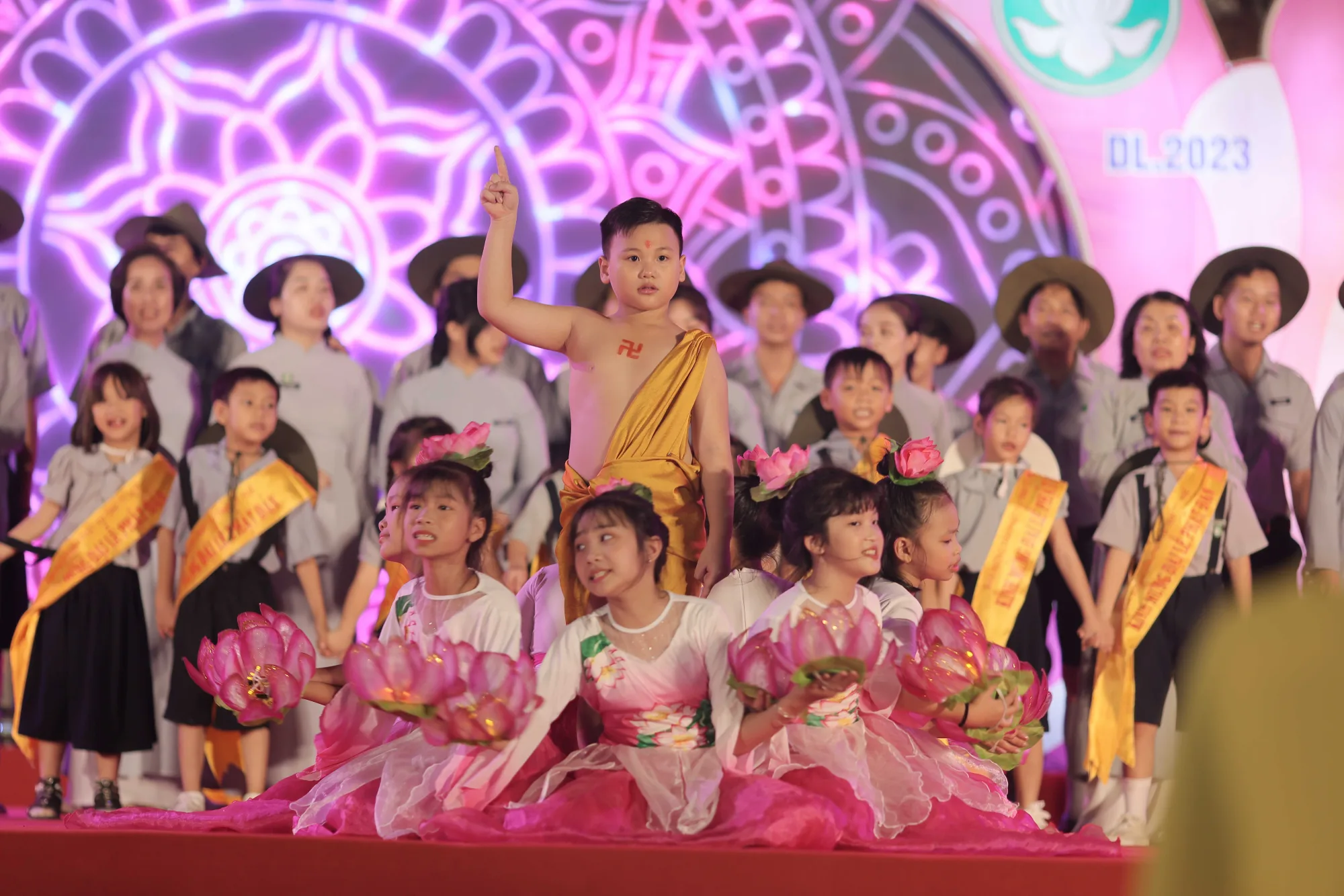 TT. Huế: Chương trình văn nghệ kính mừng Phật đản PL.2567 với chủ đề “Ngát hương từ bi”