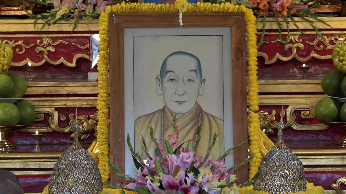 Chân dung Đại lão Hòa thượng Thích Đức Nhuận tôn trí tại tịnh liêu ở ngôi chùa Việt Nam tại Bồ Đề Đạo Tràng