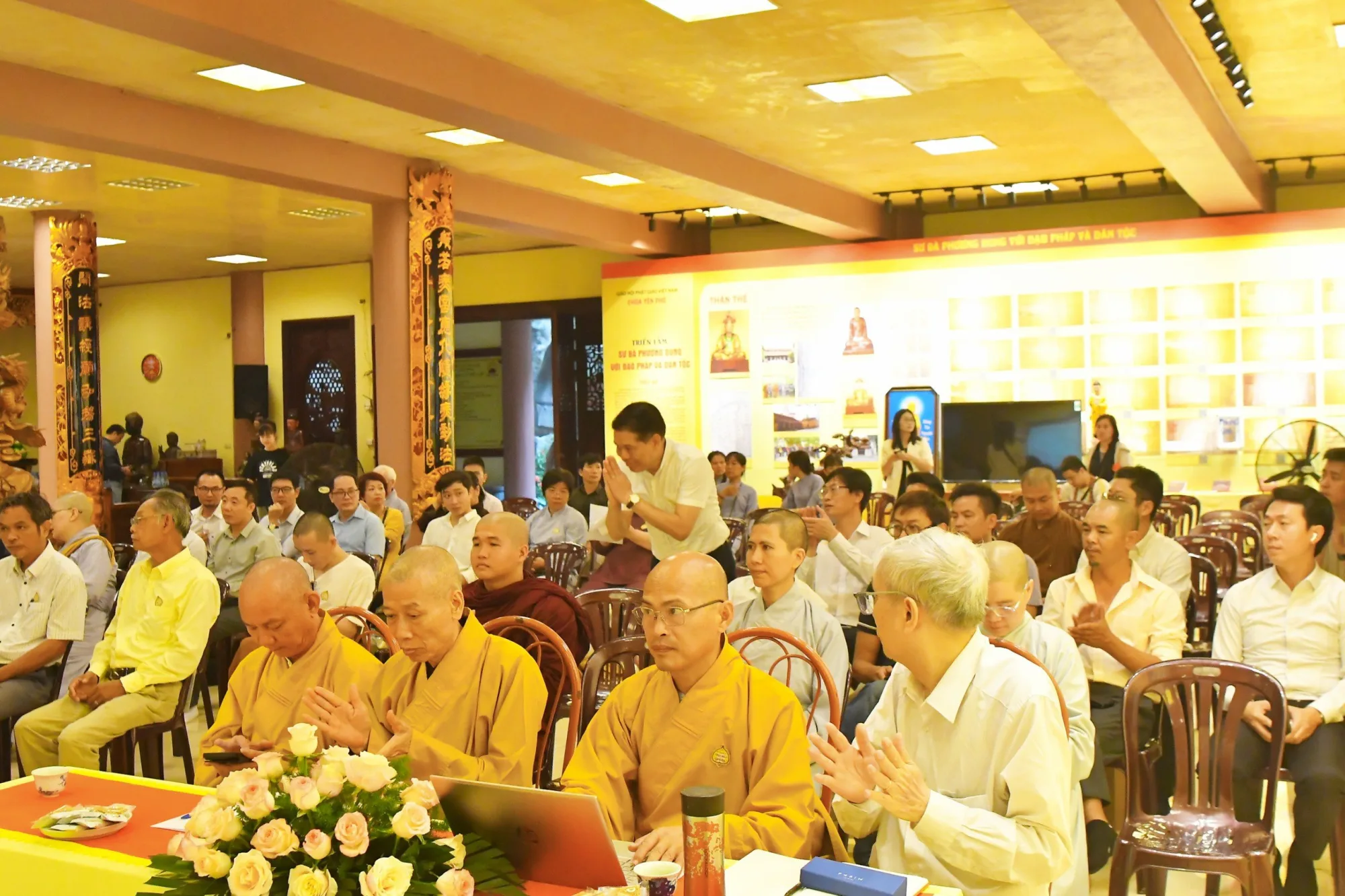 Thẩm định đề cương Kiến trúc Phật giáo Việt nam - thống nhất trong đa dạng và Đại lễ Phật đản DL 2024 PL2568 tại chùa Yên Phú, Hà nội.