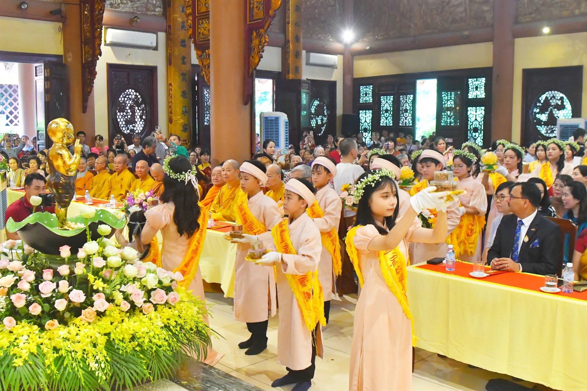 Thẩm định đề cương Kiến trúc Phật giáo Việt nam - thống nhất trong đa dạng và Đại lễ Phật đản DL 2024 PL2568 tại chùa Yên Phú, Hà nội.