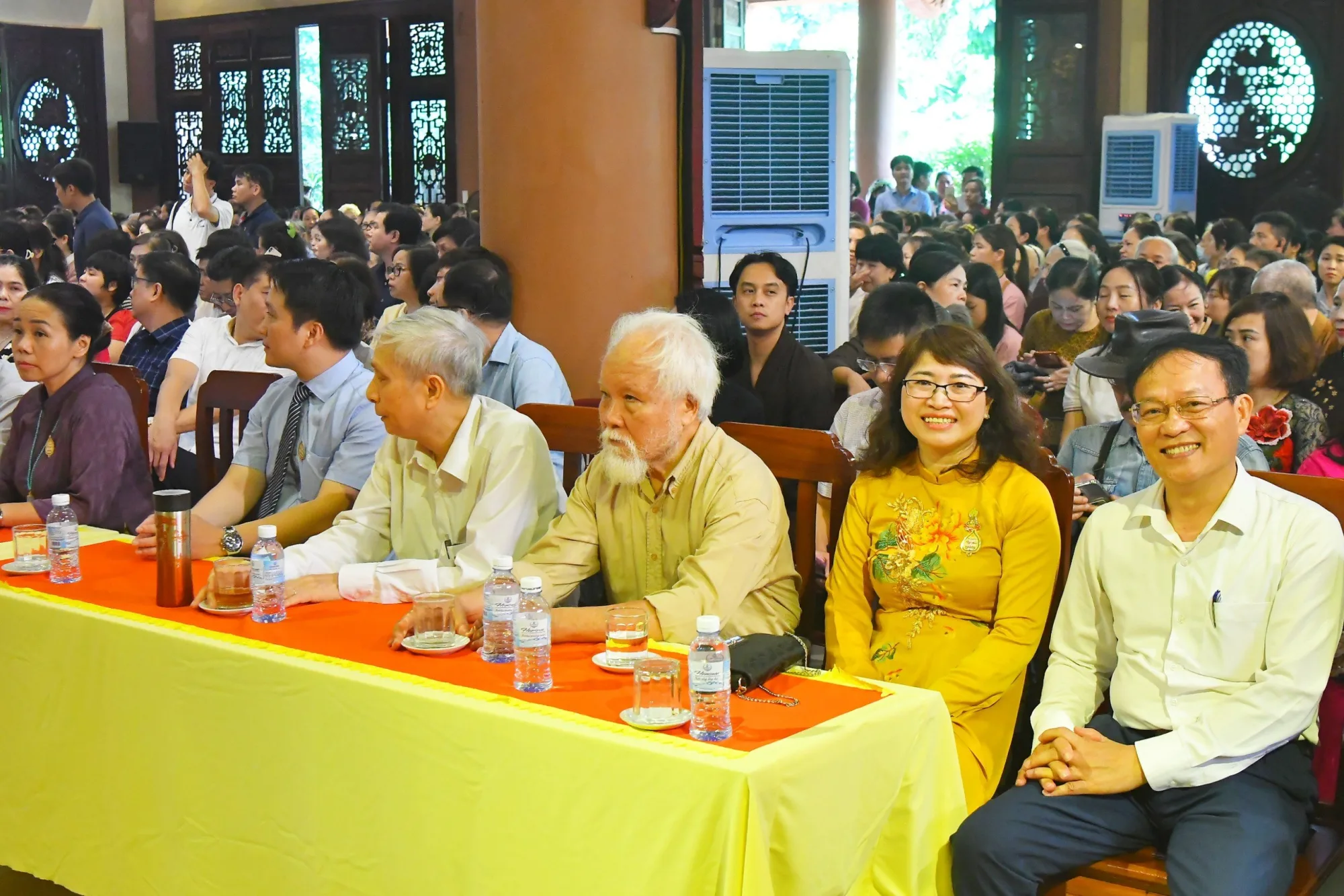 Thẩm định đề cương Kiến trúc Phật giáo Việt nam - thống nhất trong đa dạng và Đại lễ Phật đản DL 2024 PL2568 tại chùa Yên Phú, Hà nội.