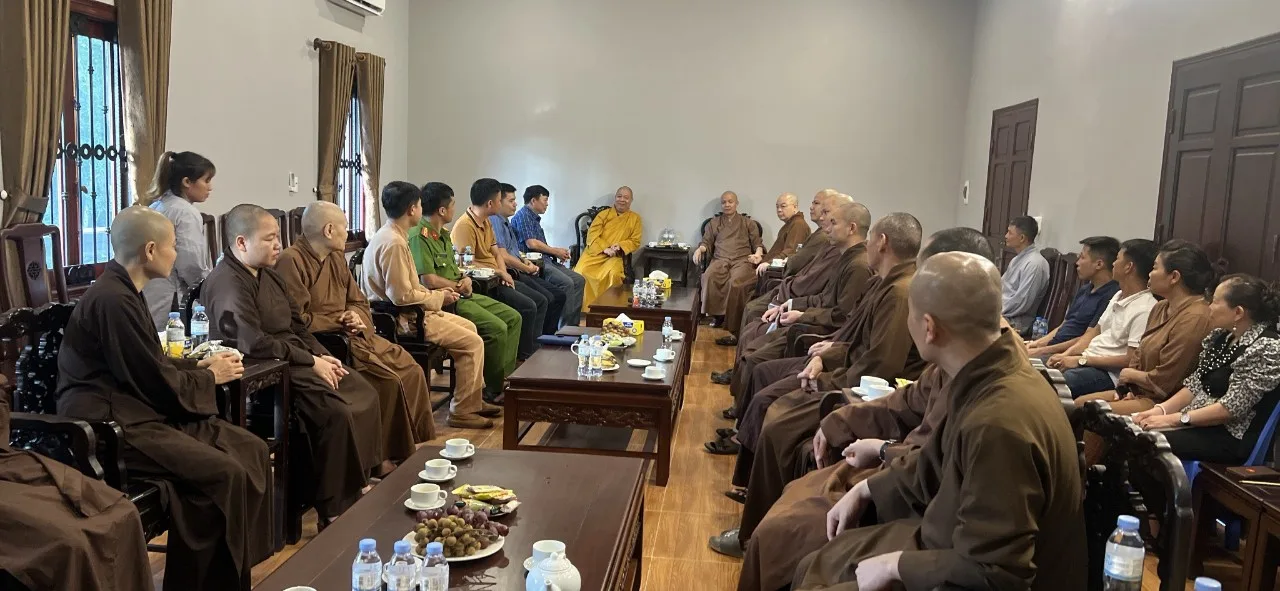 Vu lan 2024 : Ban Văn hoá trung ương GHPGVN và Ban Trị sự GHPGVN tỉnh Ninh Bình phối hợp tổ chức Lễ thắp sáng tri ân mùa Vu lan 2024
