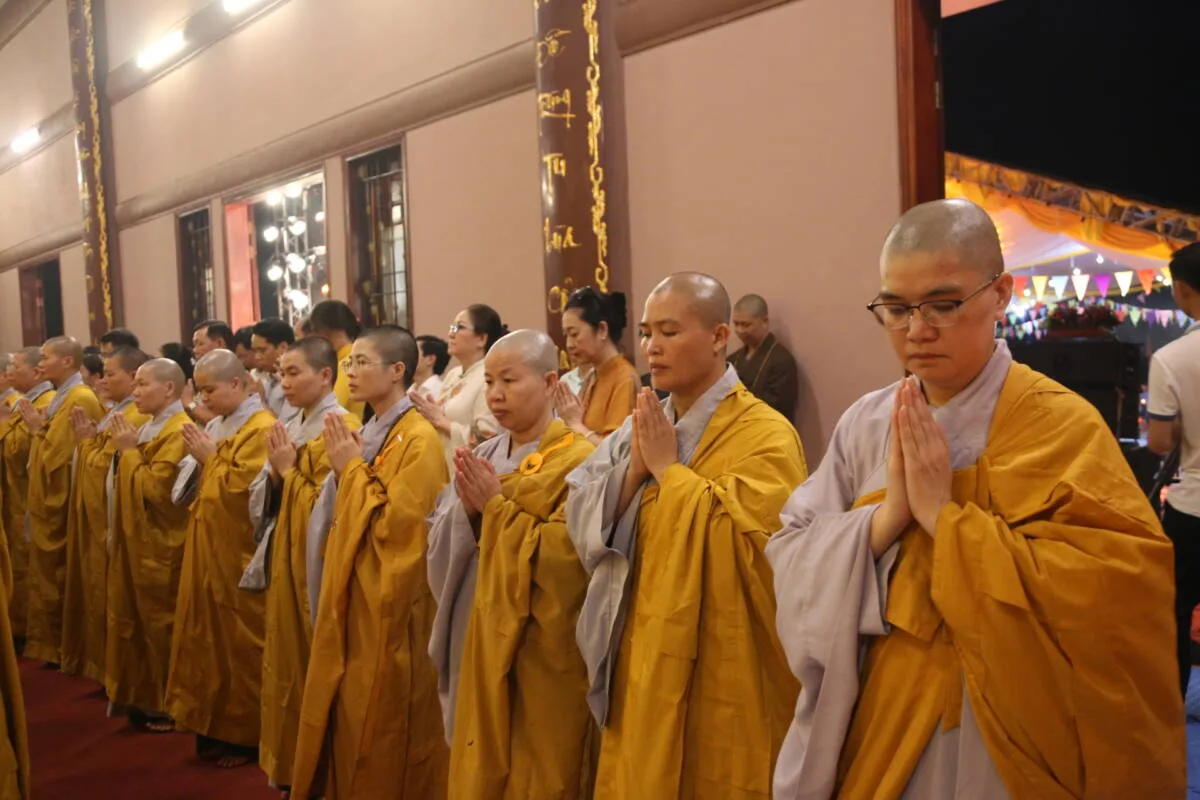 Đại lễ “Thắp sáng tri ân mùa Vu lan năm 2024”