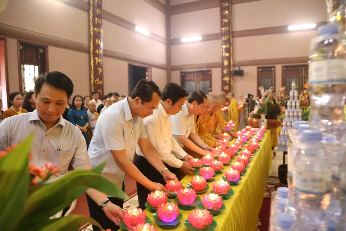 Đại lễ “Thắp sáng tri ân mùa Vu lan năm 2024”