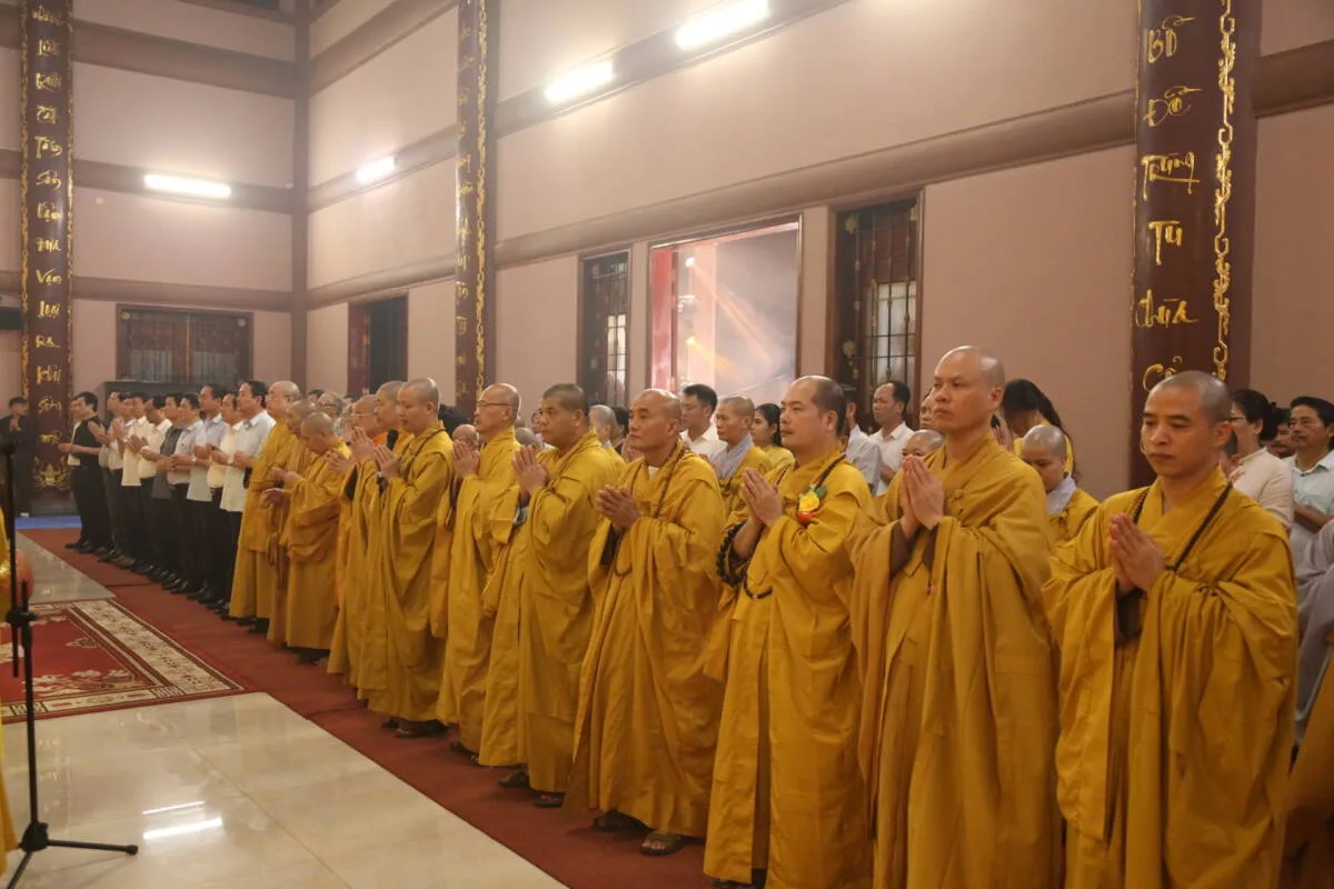 Đại lễ “Thắp sáng tri ân mùa Vu lan năm 2024”