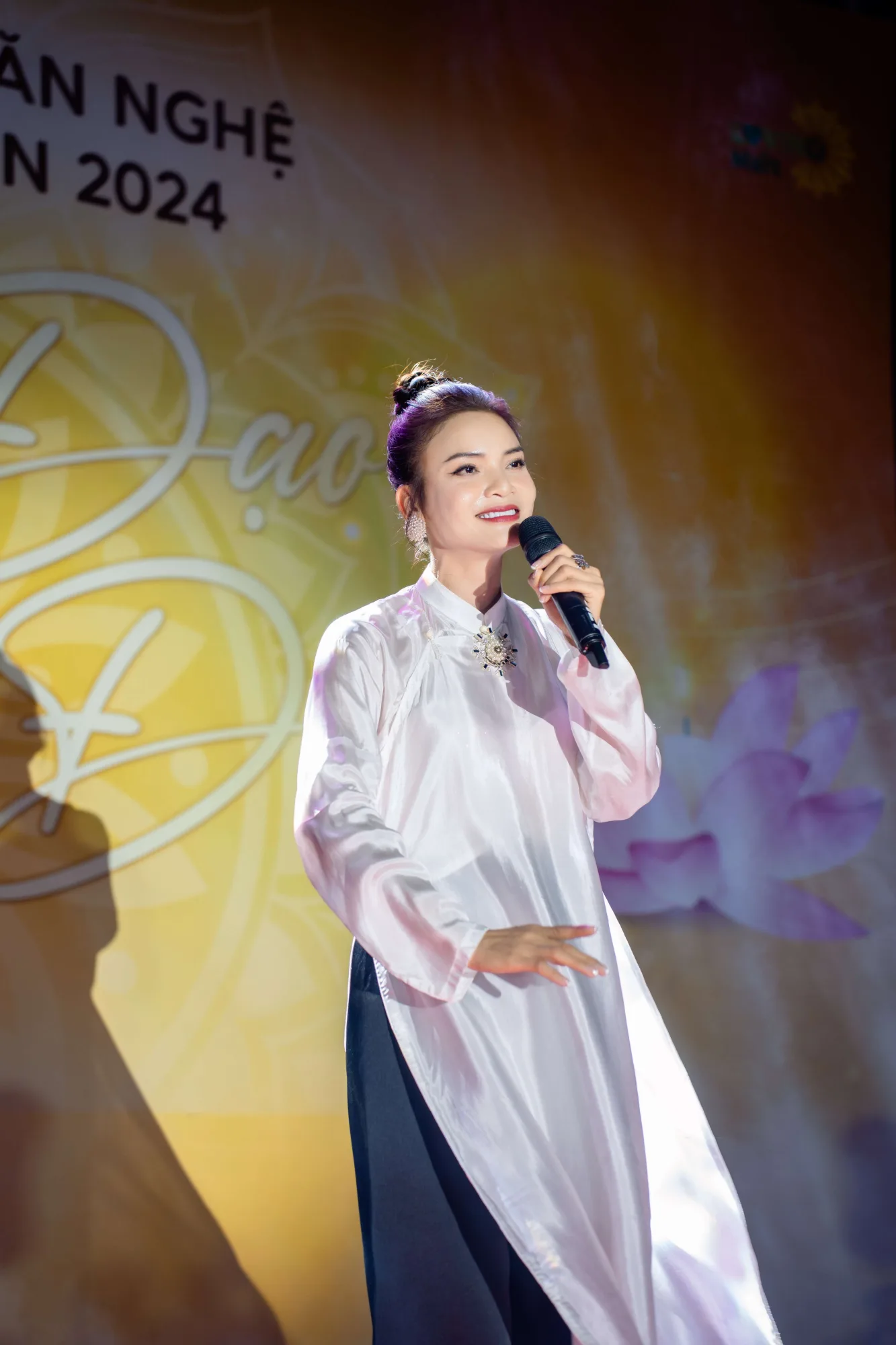Hồ Quỳnh Hương, Phạm Phương Thảo… hội ngộ tại chương trình nghệ thuật mừng lễ Vu Lan 2024