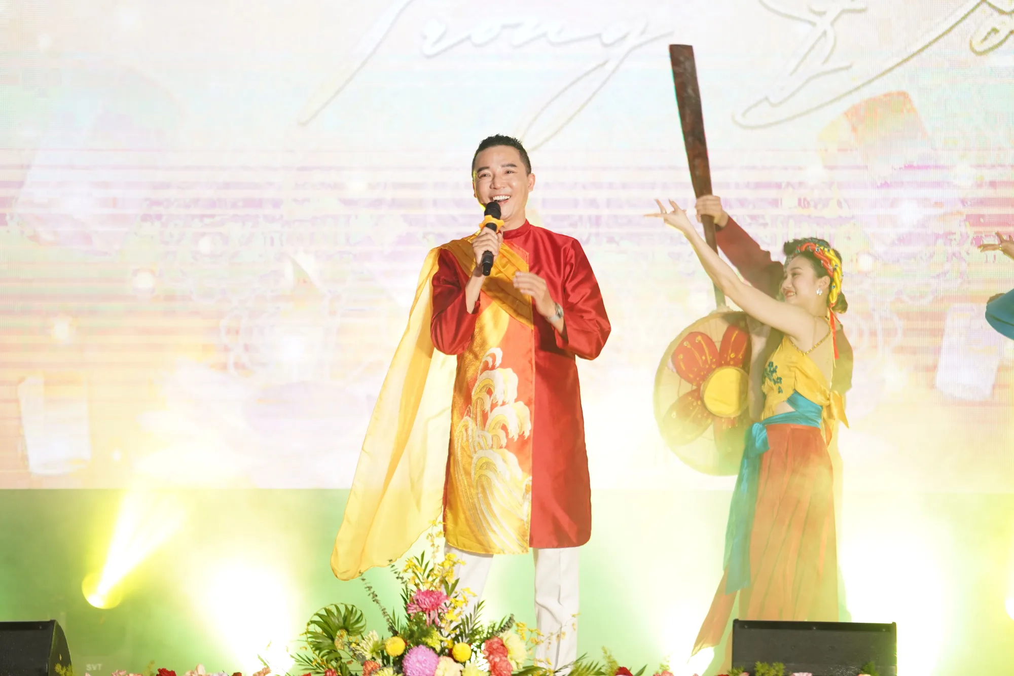 Hồ Quỳnh Hương, Trần Thu Hường và các nghệ sĩ hội ngộ tại đêm nhạc “Sáng Đạo Trong Đời”