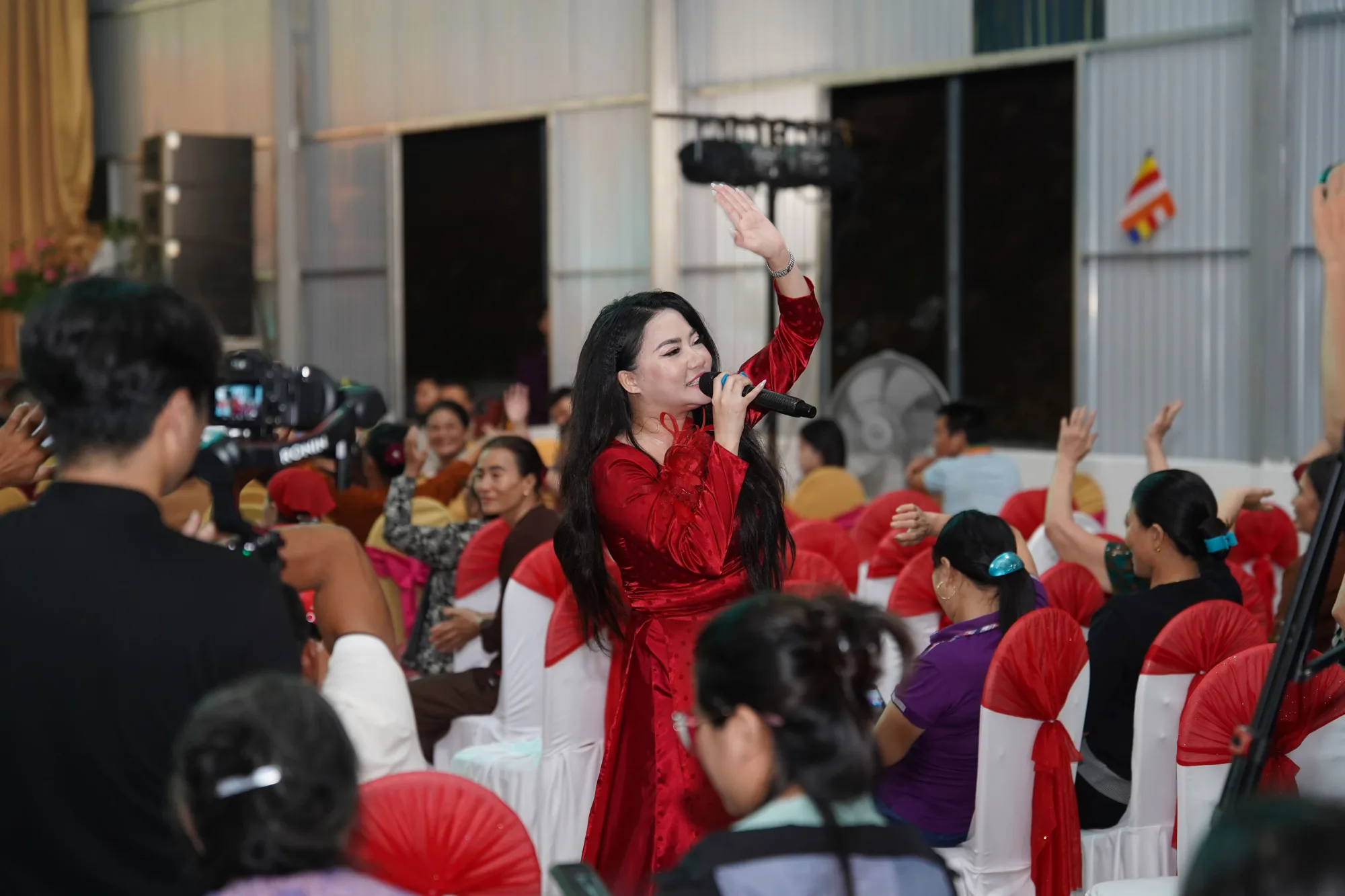 Hồ Quỳnh Hương, Trần Thu Hường và các nghệ sĩ hội ngộ tại đêm nhạc “Sáng Đạo Trong Đời”