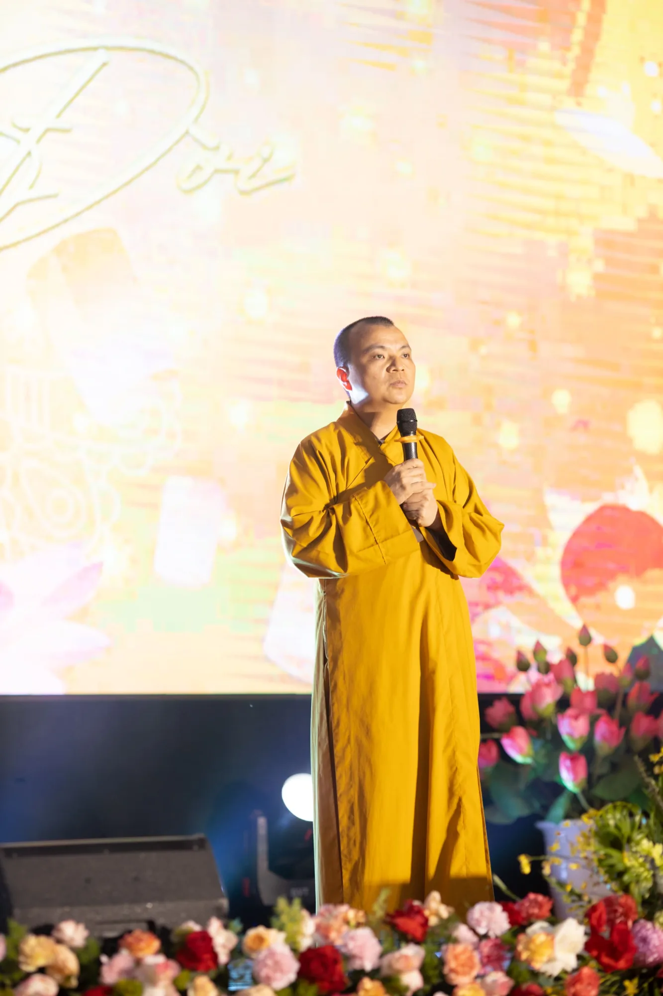 Hồ Quỳnh Hương, Trần Thu Hường và các nghệ sĩ hội ngộ tại đêm nhạc “Sáng Đạo Trong Đời”