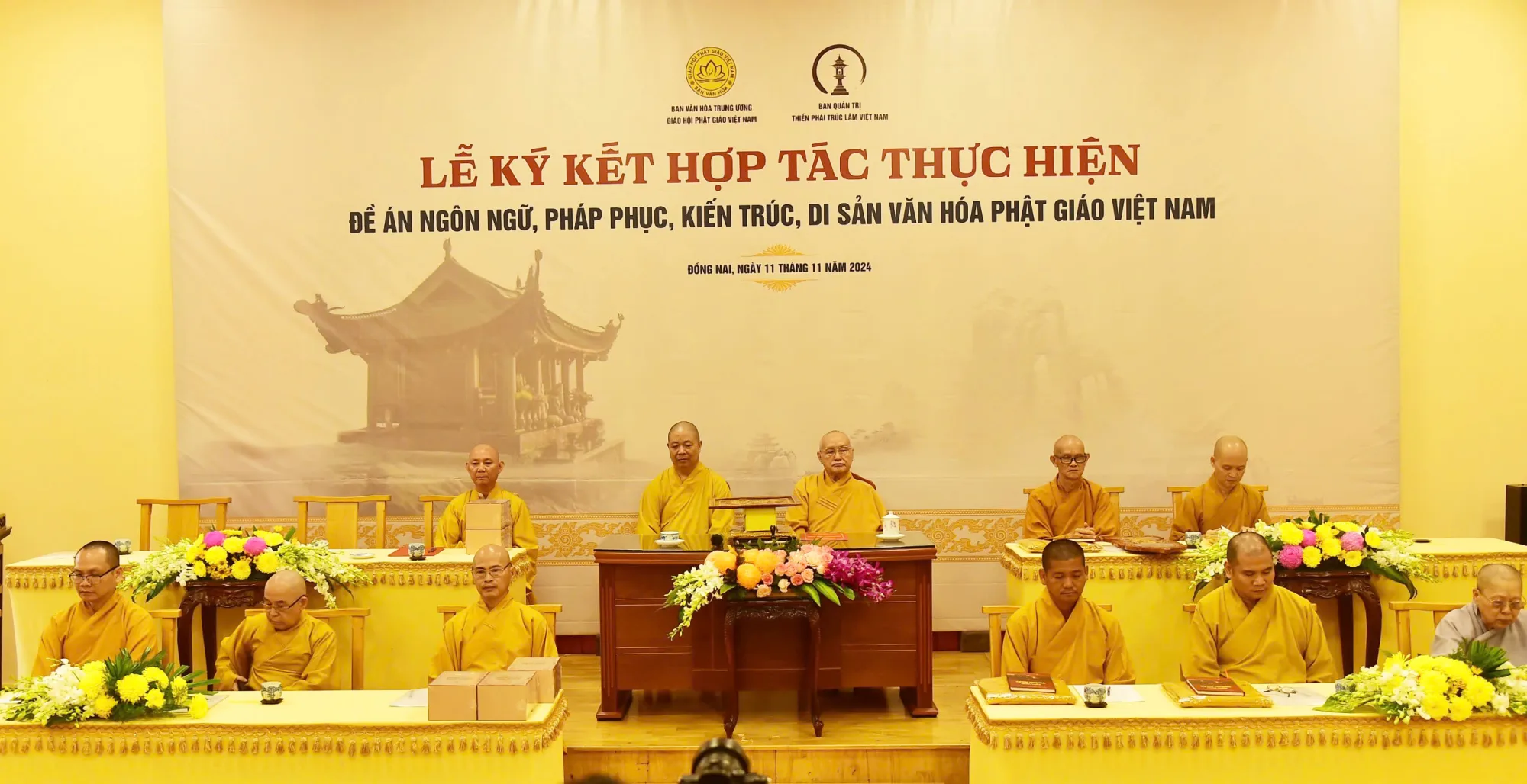 Đồng Nai - Ban Văn hoá Trung ương GHPGVN cùng Ban Quản trị Thiền phái Trúc Lâm Việt Nam thực hiện lễ Ký kết hợp tác thực hiện đề án Ngôn ngữ, Pháp phục, Kiến trúc, Di sản Văn hoá Phật giáo Việt Nam